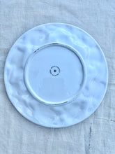 Load image into Gallery viewer, A set of 4 'Royal Norfolk' majolica plates