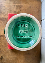 Load image into Gallery viewer, Green Sylvac large Rhapsody vase style 4554