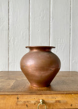 Load image into Gallery viewer, Copper vase