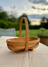 Load image into Gallery viewer, Wooden trug