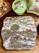 Load image into Gallery viewer, Myott, Son & Co's England's Charm cheese platter