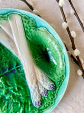 Load image into Gallery viewer, French Majolica asparagus plate