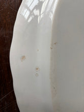 Load image into Gallery viewer, A 19th century blue and white Asiatic Pheasant platter