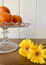 Load image into Gallery viewer, Pressed glass cake stand