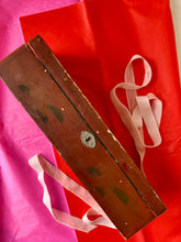 Load image into Gallery viewer, Hand painted Japanese-style box