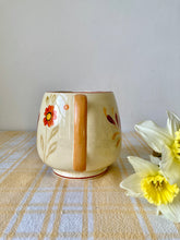 Load image into Gallery viewer, Crown Devon Fielding's hand painted jug