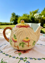 Load image into Gallery viewer, Brentleigh Ware &#39;Beech&#39; tea pot, Staffordshire
