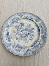Load image into Gallery viewer, An antique pair of Asiatic Pheasant dinner plates by Ford &amp; Sons Ltd
