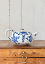 Load image into Gallery viewer, Delft hand painted teapot, Holland
