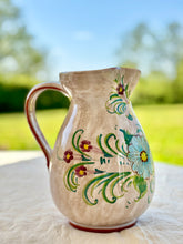 Load image into Gallery viewer, Italian hand painted jug, Deruta Pottery
