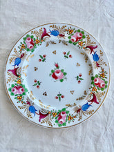 Load image into Gallery viewer, An antique pair of Chamberlain's Regent China porcelain dinner plates
