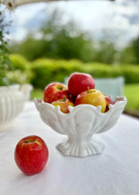 Load image into Gallery viewer, Vintage Secla Portuguese pedestal bowl
