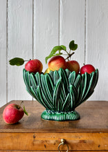 Load image into Gallery viewer, Green leaf Hyacinth Sylvac mantle vase
