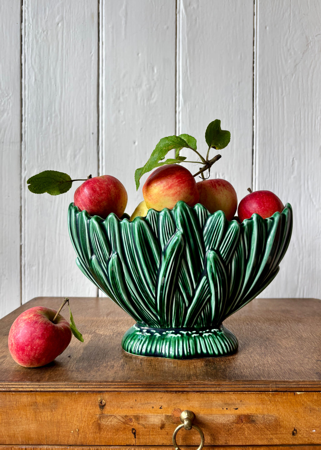 Green leaf Hyacinth Sylvac mantle vase