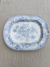 Load image into Gallery viewer, An oval Asiatic Pheasant platter with elaborate foliage border
