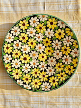 Load image into Gallery viewer, Large French daisy dish
