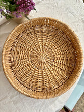 Load image into Gallery viewer, Large circular wicker tray
