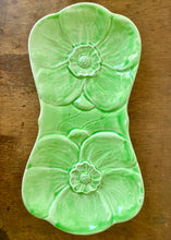 Load image into Gallery viewer, Green poppy dish
