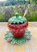 Load image into Gallery viewer, A rare large strawberry pot with lid and plate by Bordallo Pinheiro
