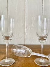 Load image into Gallery viewer, Set of four mini flutes
